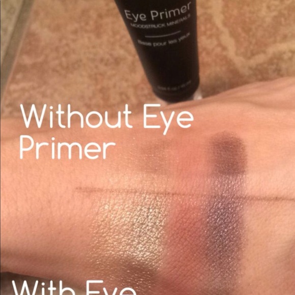 Younique Moodstruck Eye primer - Picture 6 of 6
